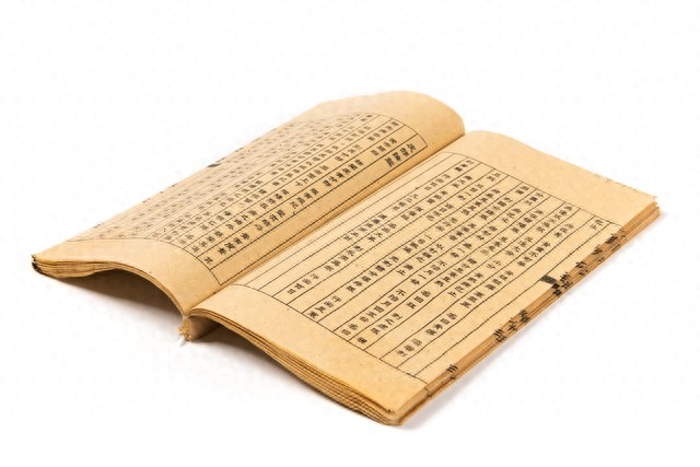 关于雪的浪漫句子10句，盼雪暖人间，岁月自安然