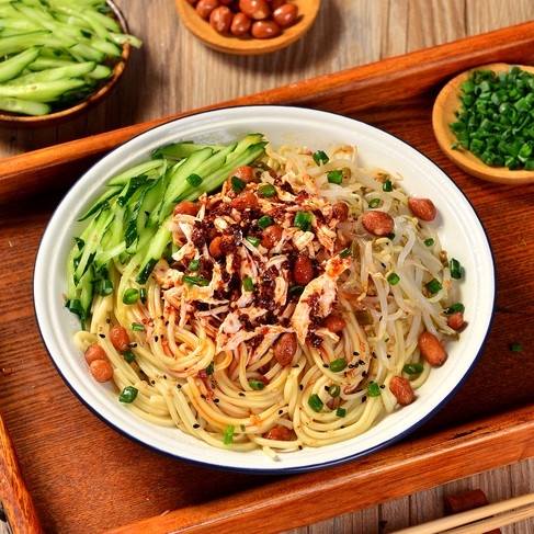 日落黄昏的唯美句子8句，落日归山海，山海藏深意