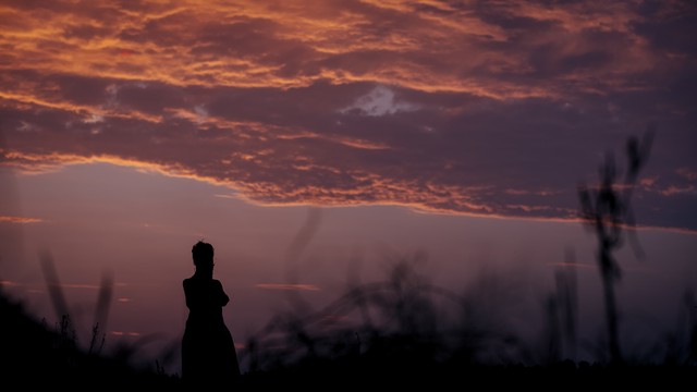 悲伤的文案发朋友圈15句，句句都有扎心的文案