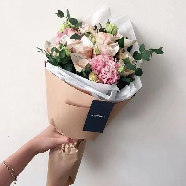 关于父亲节的句子25句，父爱是宽广的，父爱是深邃的