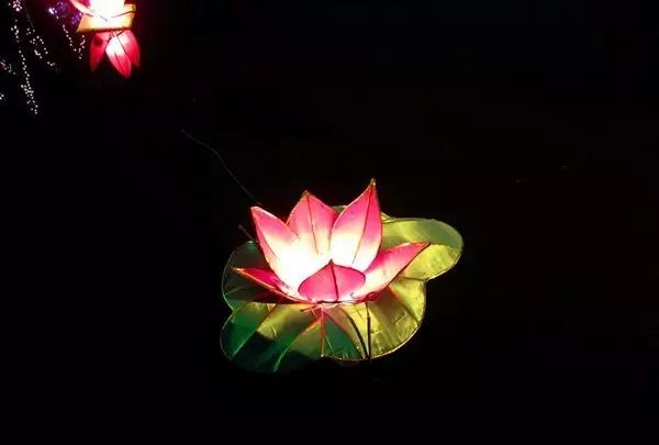 元宵古诗15首，一起守灯火，候花开