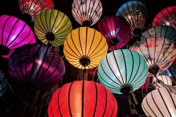 元宵古诗15首，一起守灯火，候花开