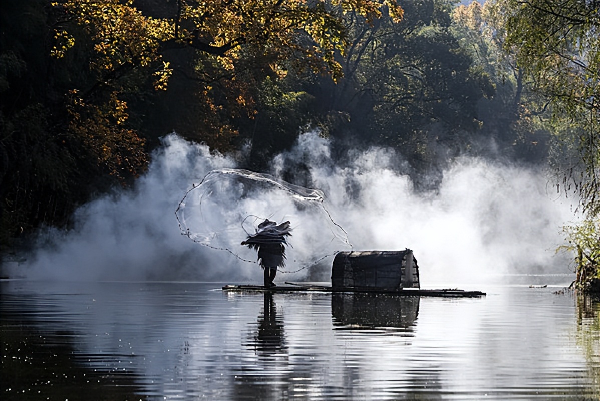 江上渔者古诗（原文、译文及赏析）