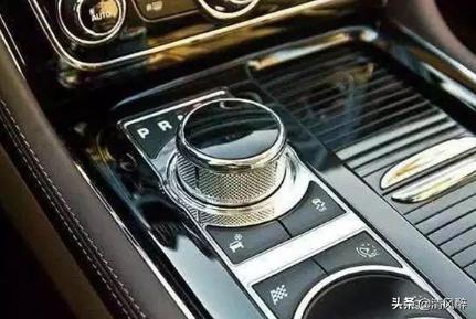 五一旅行发朋友圈的精美句子15句，愿节日快乐，生活顺心