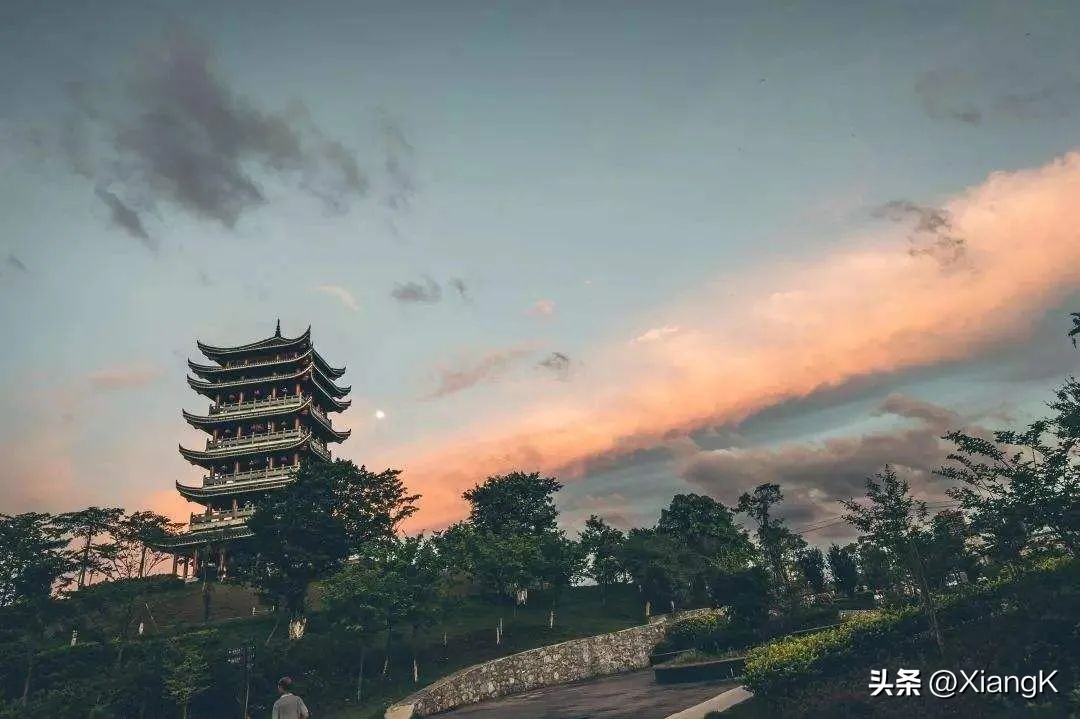 栉风沐雨（释义、出处及成语故事）